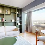 Alto-tower - Self Check In Apartment *