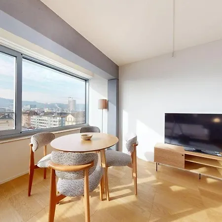 Alto-tower - Self Check In * Zürih